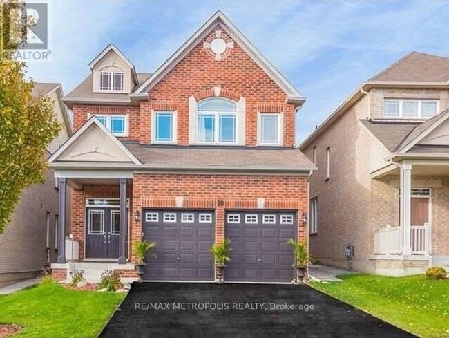 property at 10 Harvest Hills Blvd