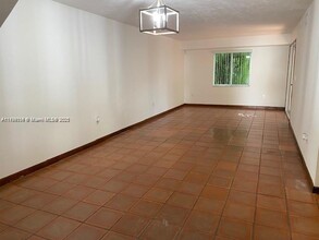 402 Majorca Ave in Coral Gables, FL - Building Photo - Building Photo