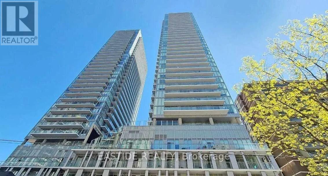 195-2195 Redpath Ave in Toronto, ON - Building Photo