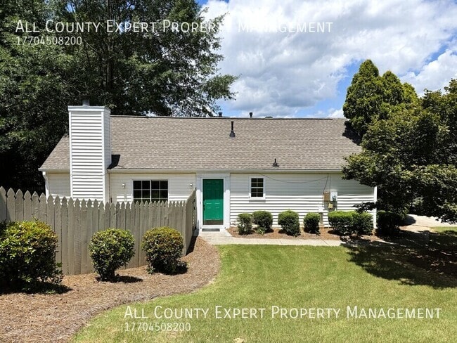 2657 Laurel Ln NW in Kennesaw, GA - Building Photo - Building Photo