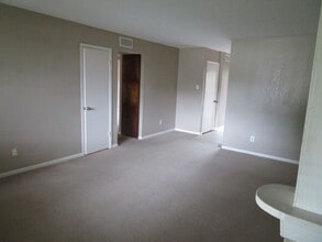 2202 Hunt Dr in Killeen, TX - Building Photo - Building Photo