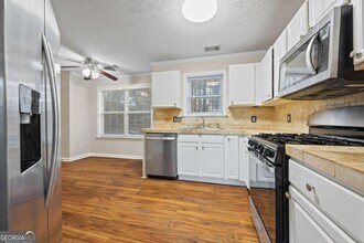 2339 Leacroft Way in Marietta, GA - Building Photo - Building Photo