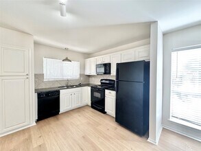 4 Marabou Pl in Spring, TX - Building Photo - Building Photo