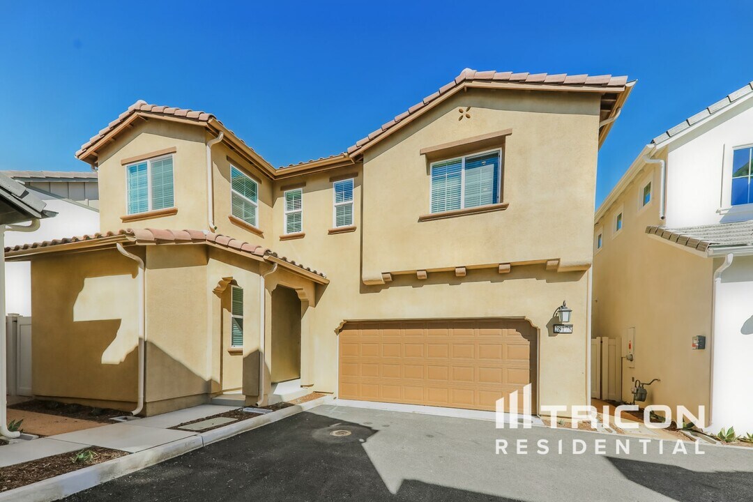 28178 Dwight Dr in Menifee, CA - Building Photo