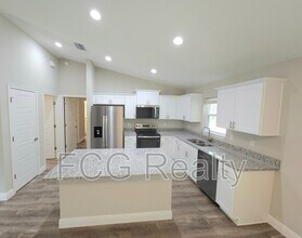 9115 N Sandree Dr in Citrus Springs, FL - Building Photo - Building Photo