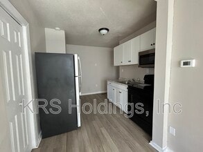 918 Watson St in Norfolk, VA - Building Photo - Building Photo