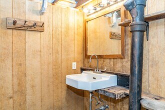 606 Paris Ct in Columbia, MO - Building Photo - Building Photo