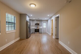 12028 Cedar Ln in Conroe, TX - Building Photo - Building Photo