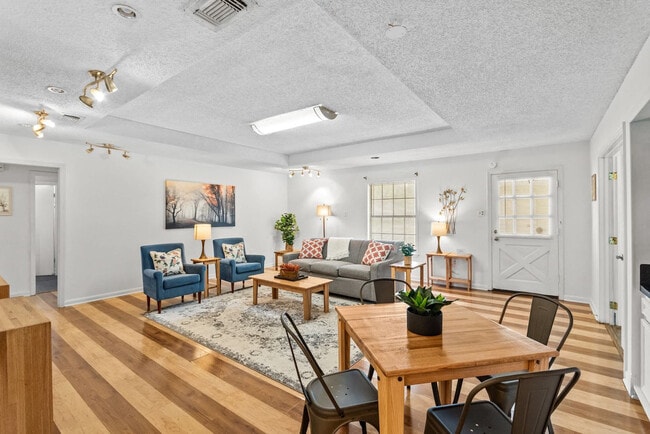 12336 Perkins Rd, Unit SI ID1519872P in Baton Rouge, LA - Building Photo - Building Photo