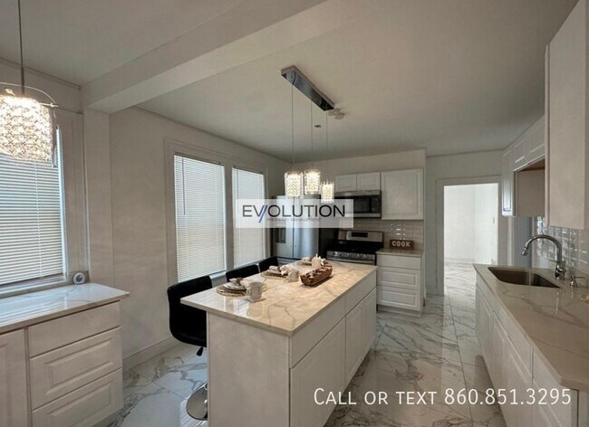 54 Ward Pl in Hartford, CT - Building Photo - Building Photo