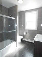 24 Obrien Ct in Bayonne, NJ - Building Photo - Building Photo