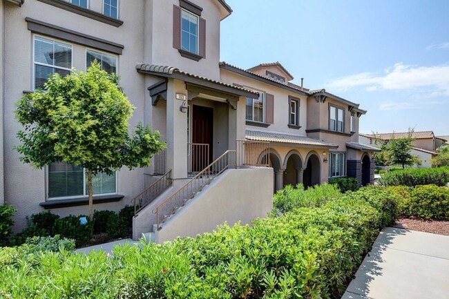 11422 Belmont Lake Dr in Las Vegas, NV - Building Photo - Building Photo