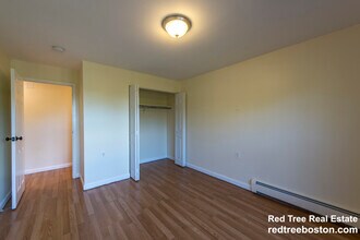 757 Highland Ave in Needham, MA - Building Photo - Building Photo