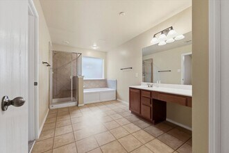 5917 Stone Mountain Rd in The Colony, TX - Building Photo - Building Photo