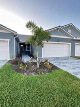 12556 Somatic Ct in Venice, FL - Building Photo - Building Photo