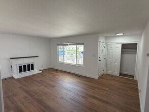 619 Vaqueros Ave in Rodeo, CA - Building Photo - Building Photo