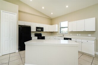 3004 29th St SW in Lehigh Acres, FL - Building Photo - Building Photo