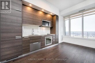 75-PH275 Canterbury Pl in Toronto, ON - Building Photo - Building Photo