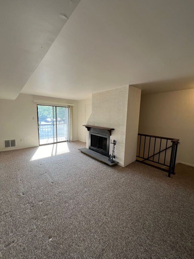 27 Lancaster Estates in Mount Joy, PA - Building Photo - Building Photo