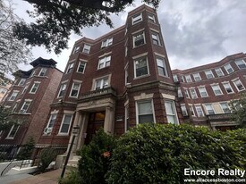 98 Queensberry St in Boston, MA - Building Photo