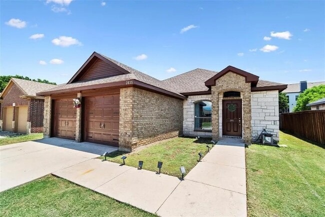 property at 2835 Becki Dr