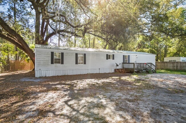 2560 S Tabernacle Pl in Jacksonville, FL - Building Photo - Building Photo