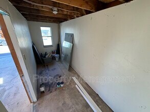 7308 Turtledove Ln NE in Albuquerque, NM - Foto de edificio - Building Photo
