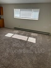 1008 E Jefferson Rd in Cheyenne, WY - Building Photo - Building Photo