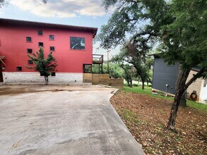 325 Southwind Rd in Lago Vista, TX - Building Photo - Building Photo