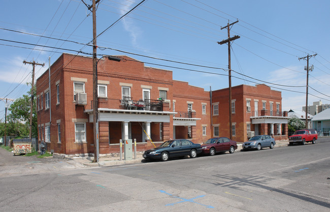 1101 Myrtle Ave in El Paso, TX - Foto de edificio - Building Photo