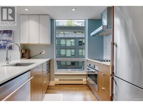 159-159 W 2nd Ave in Vancouver, BC - Building Photo - Building Photo