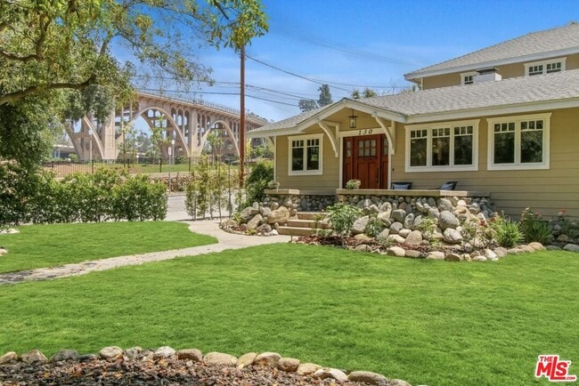 130 S Arroyo Blvd in Pasadena, CA - Building Photo - Building Photo