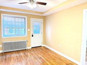 8800 Plymouth St in Silver Spring, MD - Building Photo - Building Photo