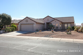 16235 W Tuscany Way in Surprise, AZ - Foto de edificio - Building Photo