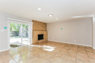 6906 Forestview Dr in Arlington, TX - Building Photo - Building Photo