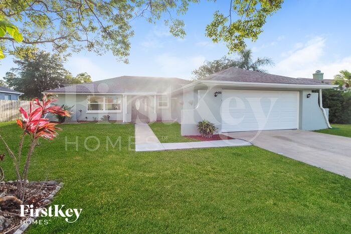 424 Charlotta Ave SE in Palm Bay, FL - Building Photo