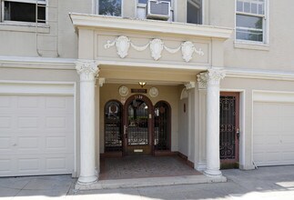 Fortview Apartments in Sacramento, CA - Building Photo - Building Photo