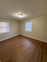 1020 Willard St in Greensboro, NC - Foto de edificio - Building Photo