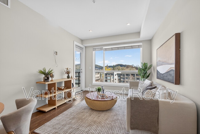 1925-1925 Enterprise Way in Kelowna, BC - Building Photo - Building Photo