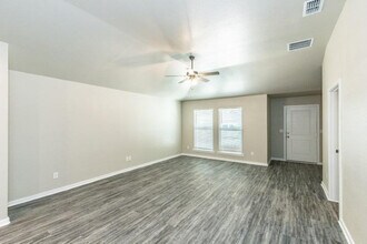 13703 Sherman Ave in Lubbock, TX - Building Photo - Building Photo