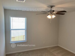 8119 Sunberry Shadow Dr in Houston, TX - Building Photo - Building Photo