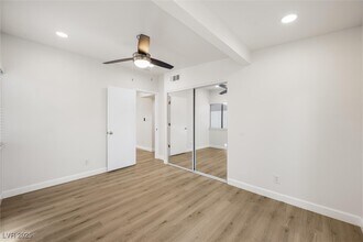 4315 Ridgedale Ave in Las Vegas, NV - Foto de edificio - Building Photo