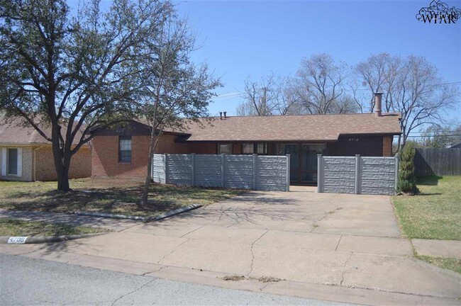 property at 4708 Catalina Dr