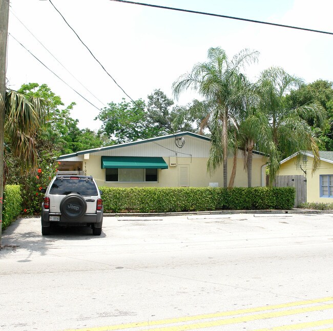 1125 SW 15th Ave in Fort Lauderdale, FL - Building Photo - Building Photo