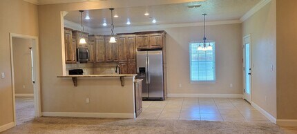 205 Almond Tree Ln in Clovis, NM - Building Photo - Building Photo