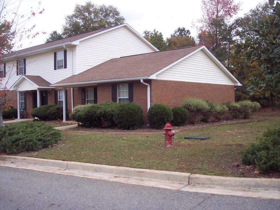 Huntington Villas Apartments in Crawford, GA - Building Photo