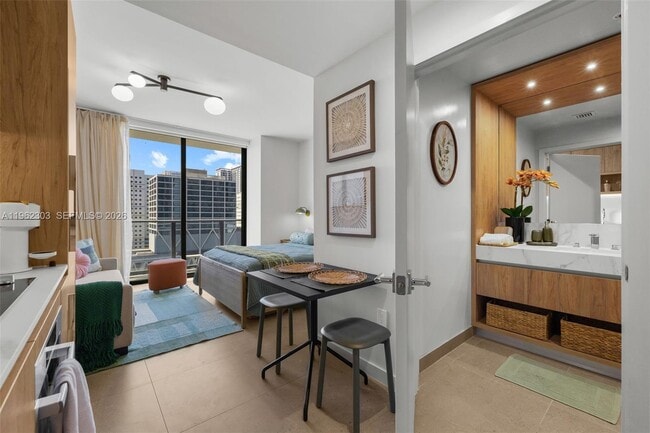 property at 11 NE 6th St