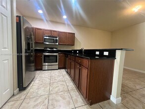 3211 SE 7th St in Homestead, FL - Building Photo - Building Photo