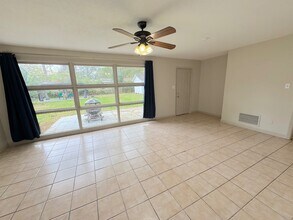 106 Paradise Dr in Savannah, GA - Building Photo - Building Photo