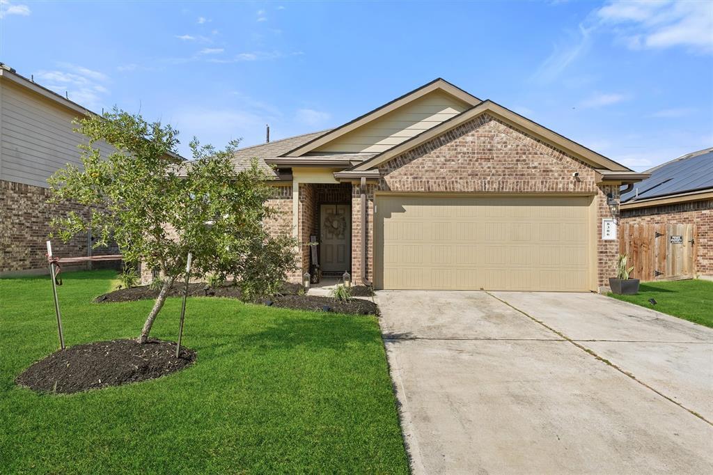 8306 Oakleaf Meadow Ct in Rosharon, TX - Building Photo